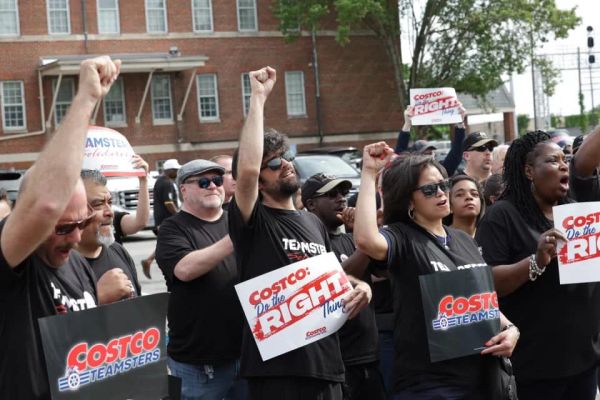 Say no to the changing corporate culture at Costco